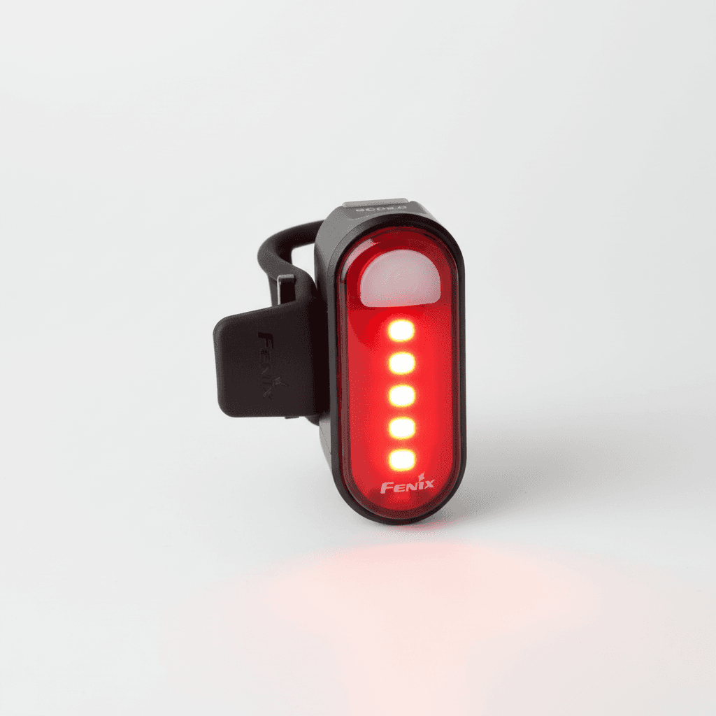 Pyörän takavalo Fenix BC05R V2.0, 15 lm – kuva